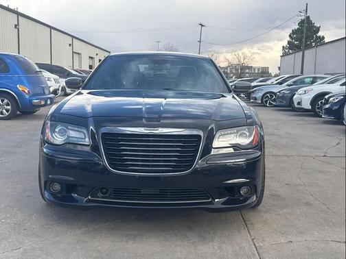 2013 Chrysler 300C Varvatos Collection