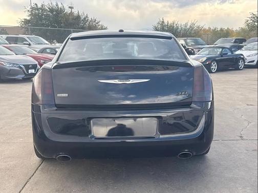 2013 Chrysler 300C Varvatos Collection