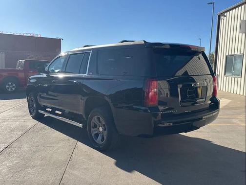 2016 Chevrolet Suburban LT