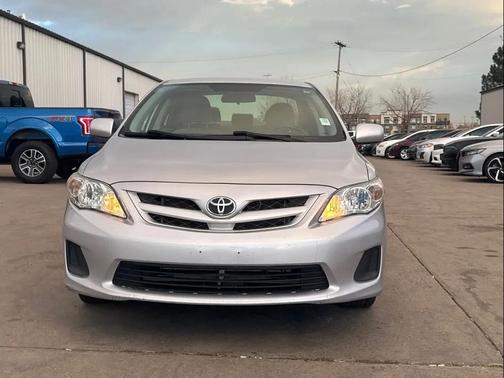 2012 Toyota Corolla LE
