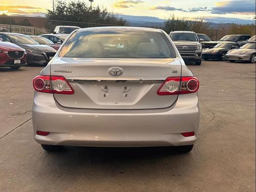 2012 Toyota Corolla LE