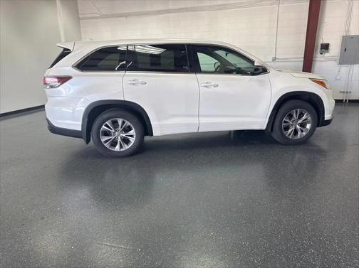2015 Toyota Highlander LE Plus