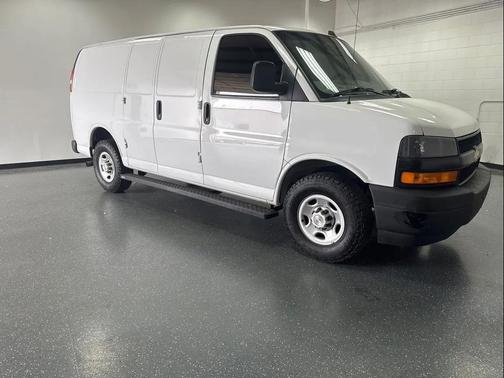 2021 Chevrolet Express 2500 RWD 2500 Regular Wheelbase WT