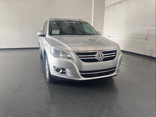 2010 Volkswagen Tiguan SE