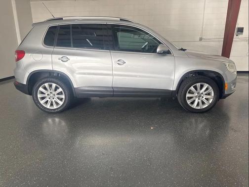 2010 Volkswagen Tiguan SE