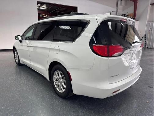 2020 Chrysler Voyager LXI