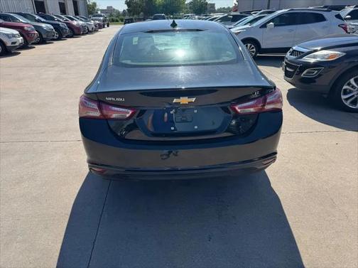 2020 Chevrolet Malibu FWD LT