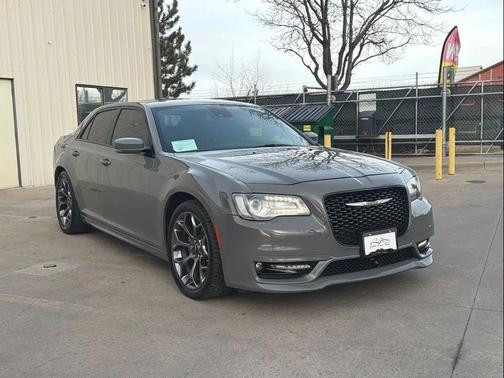 2017 Chrysler 300 S