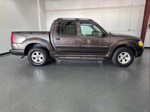2005 Ford Explorer Sport Trac XLT