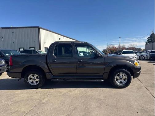 2005 Ford Explorer Sport Trac XLT