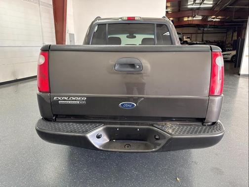 2005 Ford Explorer Sport Trac XLT
