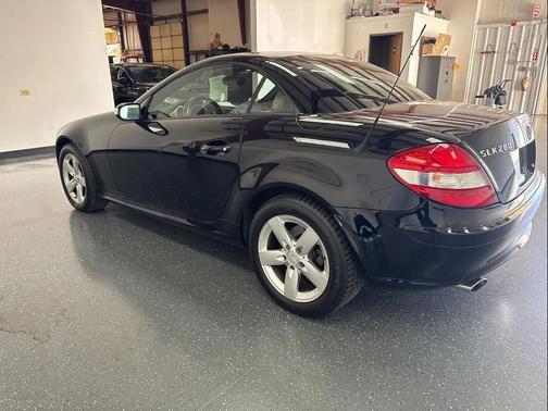 2006 Mercedes-Benz SLK-Class Base