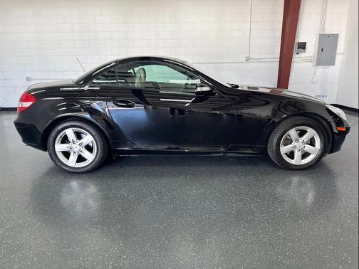 2006 Mercedes-Benz SLK-Class Base