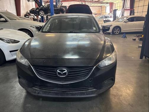 2016 Mazda Mazda6 i Sport