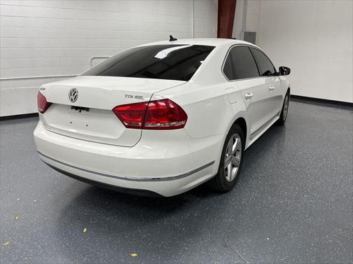 2013 Volkswagen Passat 2.0 TDI SEL Premium