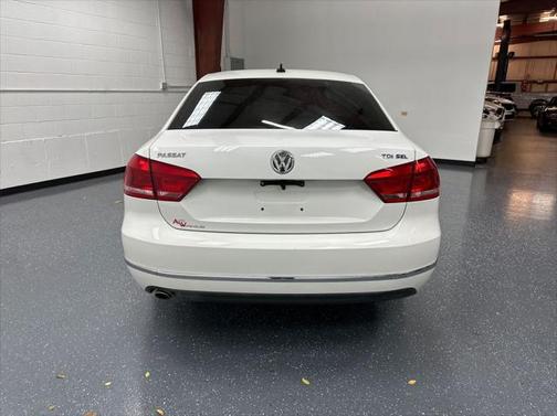 2013 Volkswagen Passat 2.0 TDI SEL Premium