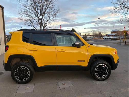 2016 Jeep Renegade Trailhawk
