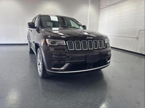 2017 Jeep Grand Cherokee Summit