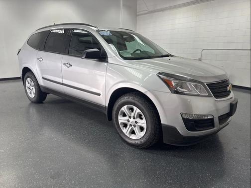 2017 Chevrolet Traverse LS