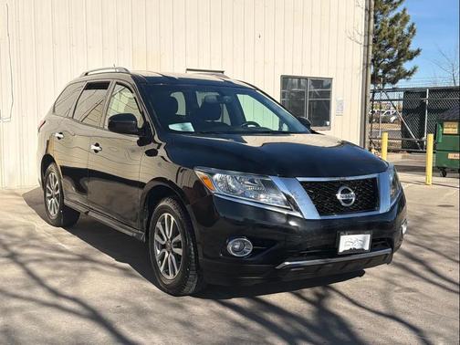 2015 Nissan Pathfinder SV