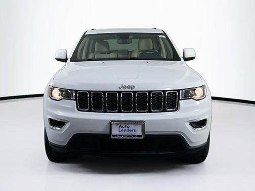 2022 Jeep Grand Cherokee Laredo