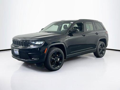 2022 Jeep Grand Cherokee Altitude