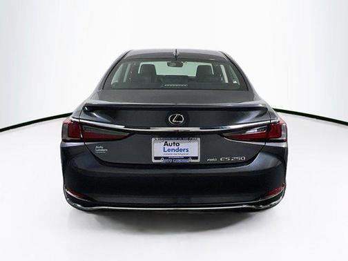 2023 Lexus ES 250 Base