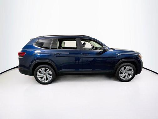2022 Volkswagen Atlas 3.6L SE w/Technology