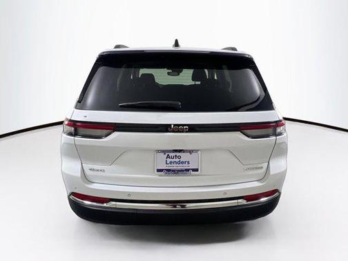 2023 Jeep Grand Cherokee Laredo