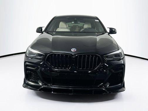 2022 BMW X6 M50i