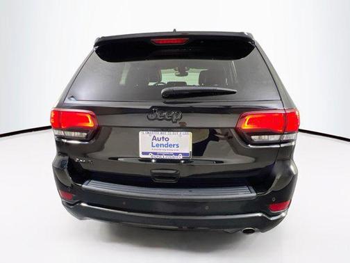 2022 Jeep Grand Cherokee Laredo