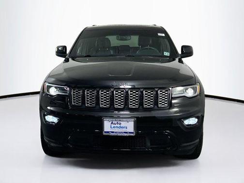2022 Jeep Grand Cherokee Laredo