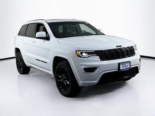 2022 Jeep Grand Cherokee Laredo