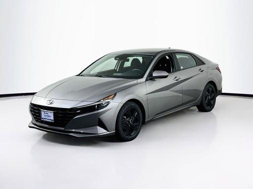Fluid Metal 2023 Hyundai ELANTRA SEL