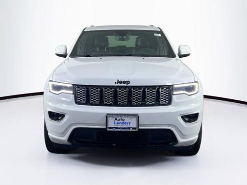 2022 Jeep Grand Cherokee Laredo