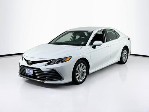 Ice Cap 2023 Toyota Camry LE