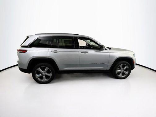 2022 Jeep Grand Cherokee Limited X
