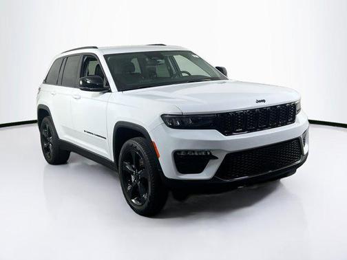 Bright White Clearcoat 2023 Jeep Grand Cherokee Limited