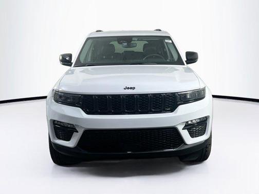 Bright White Clearcoat 2023 Jeep Grand Cherokee Limited