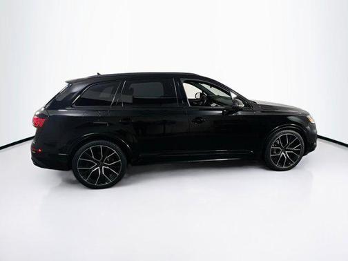 2021 Audi Q7 55 Prestige