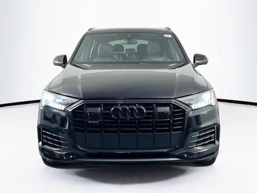 2021 Audi Q7 55 Prestige