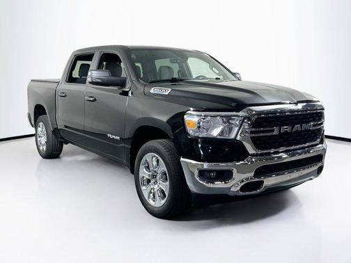 Diamond Black Crystal Pearlcoat 2023 RAM 1500 Big Horn/Lone Star