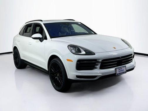 2023 Porsche Cayenne Platinum Edition