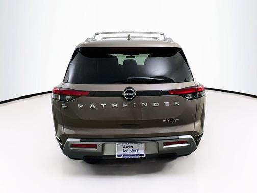 Baja Storm 2023 Nissan Pathfinder Platinum 4WD