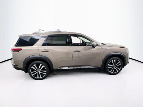Baja Storm 2023 Nissan Pathfinder Platinum 4WD