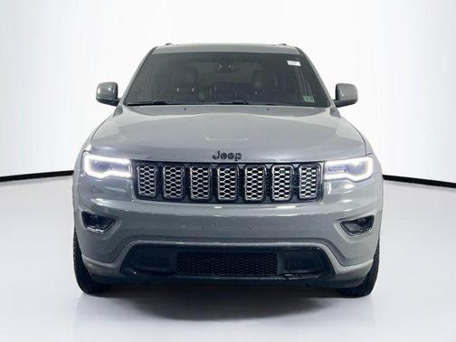 2022 Jeep Grand Cherokee Laredo