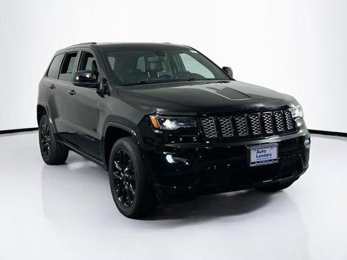2022 Jeep Grand Cherokee Laredo