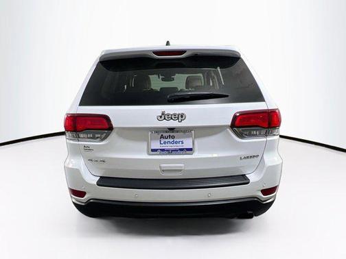 2022 Jeep Grand Cherokee Laredo