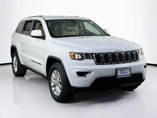 2022 Jeep Grand Cherokee Laredo