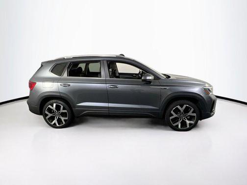 2022 Volkswagen Taos 1.5T SEL